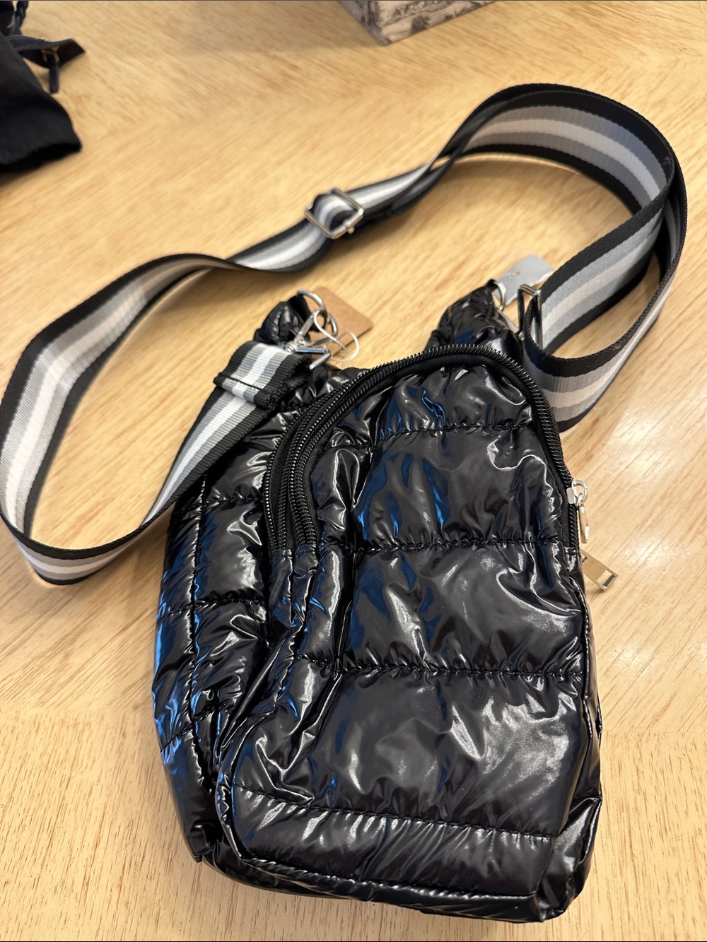 Crossbody water bottle bag